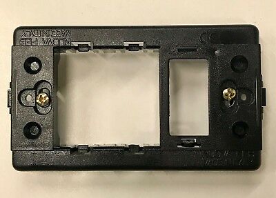 SUPPORTO 503 SCHUKO+1MODULO